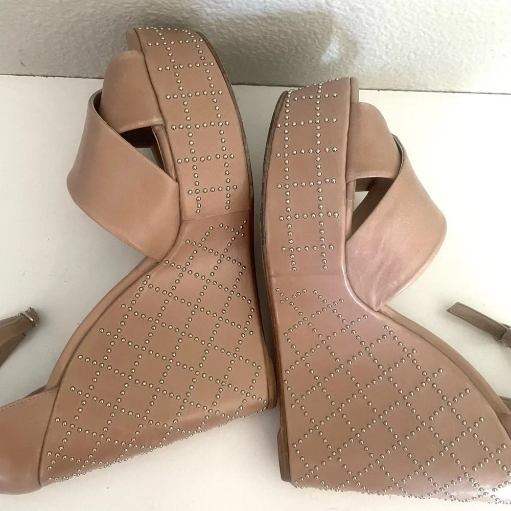 Delman taupe open