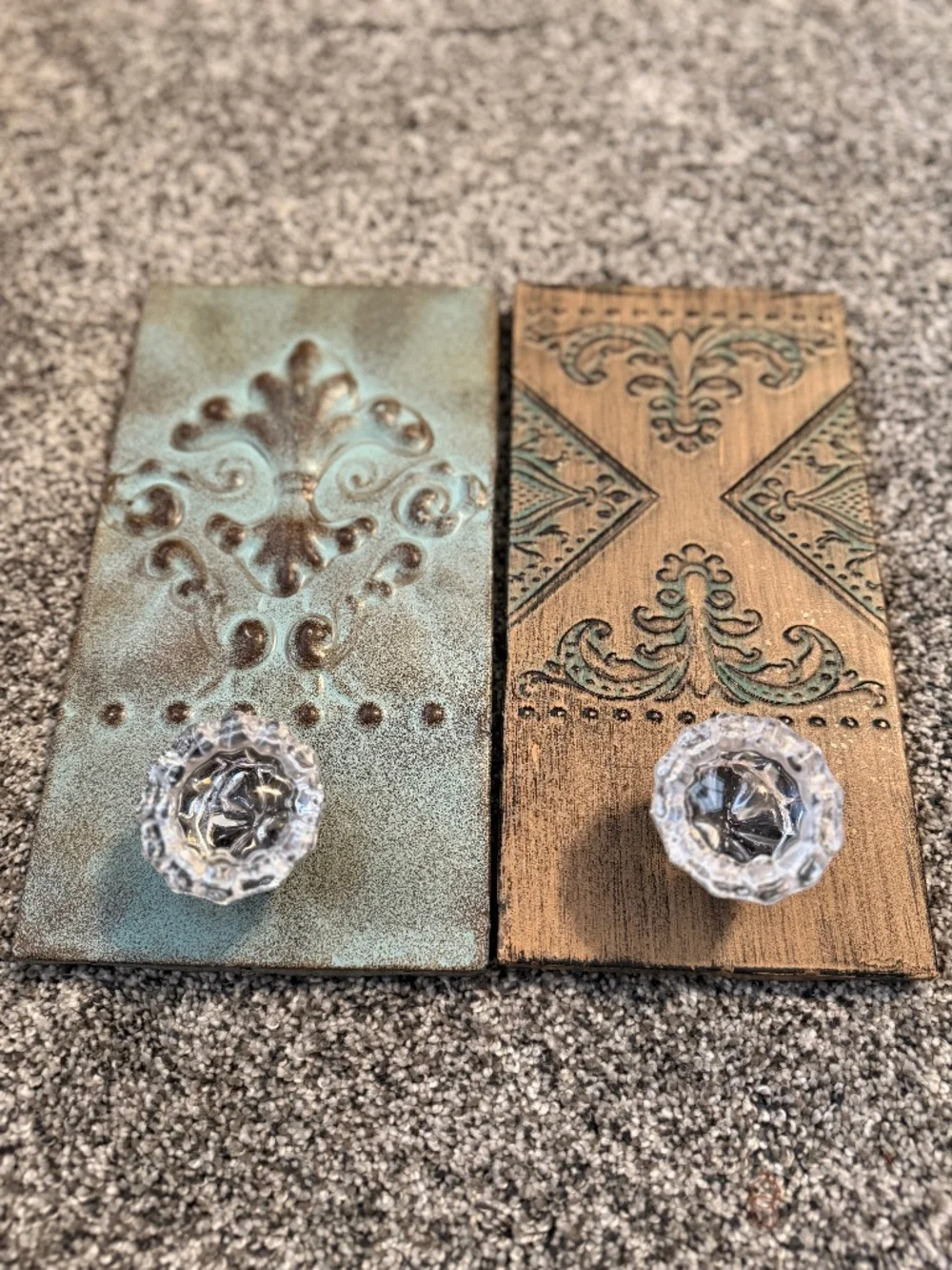 Lot of 2 Rustic wall home decor metal tin glass knob coat hook French country