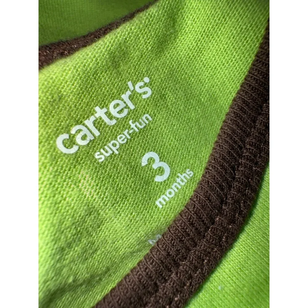 Carters features 	•