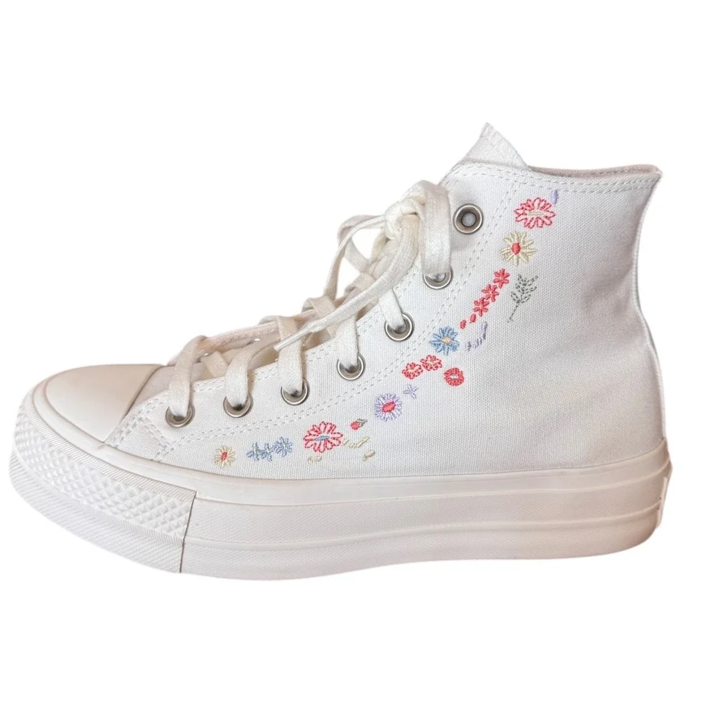 Converse Chuck Taylor All Star Lift Floral Embroidered Hi Tops‎ Women 8.5