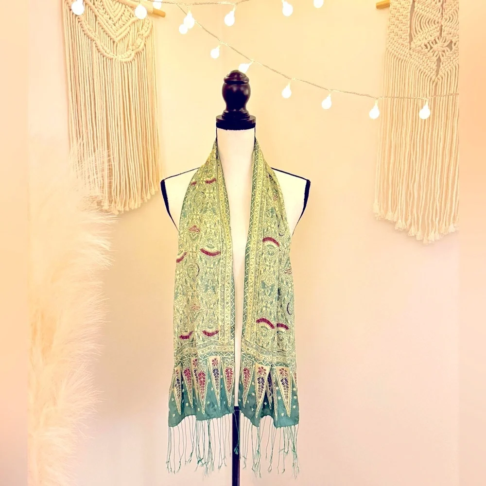 Novika elegant green