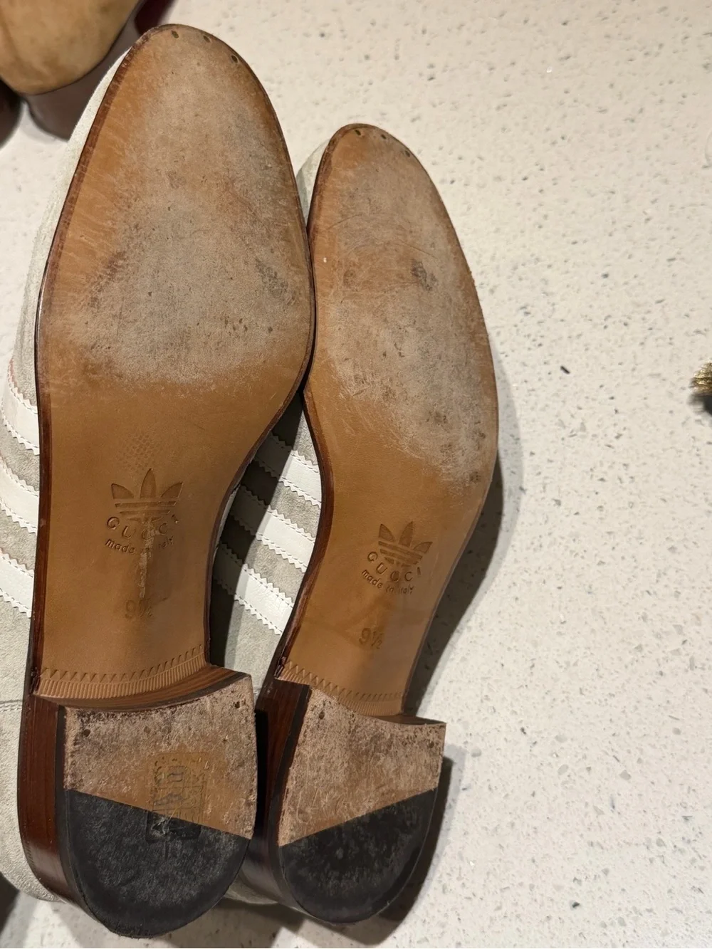 Gucci suede upper