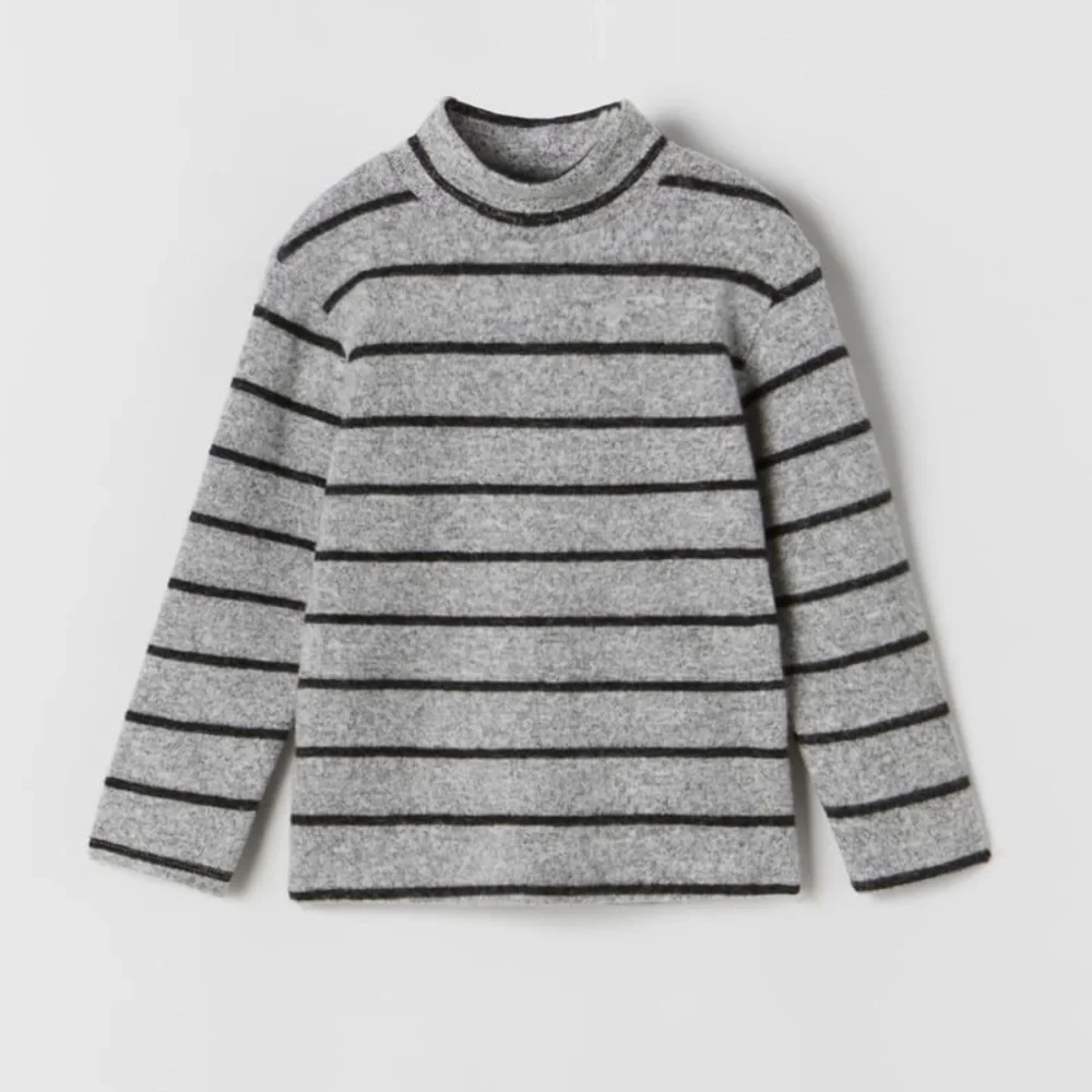 Zara Mock Neck Top