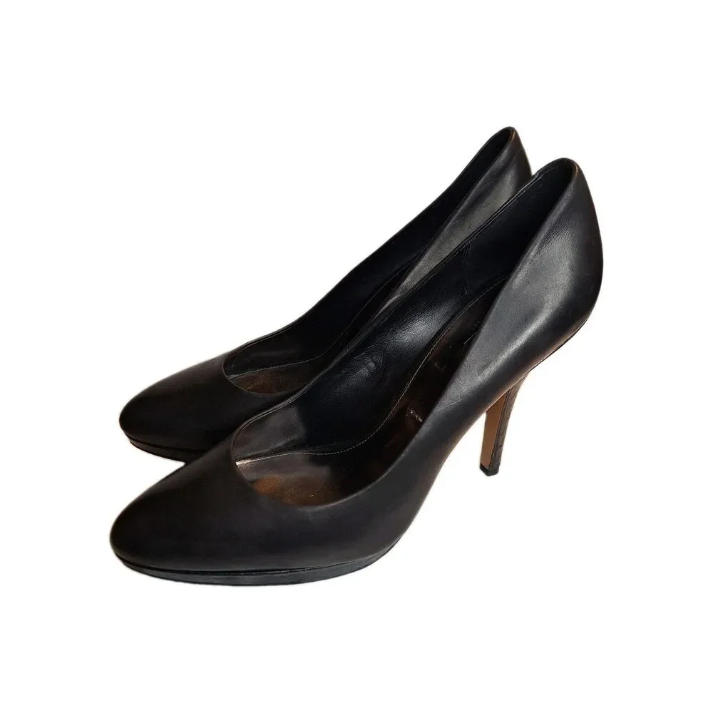 Coach Black Leather Women's Pumps Shoes.  Size 10