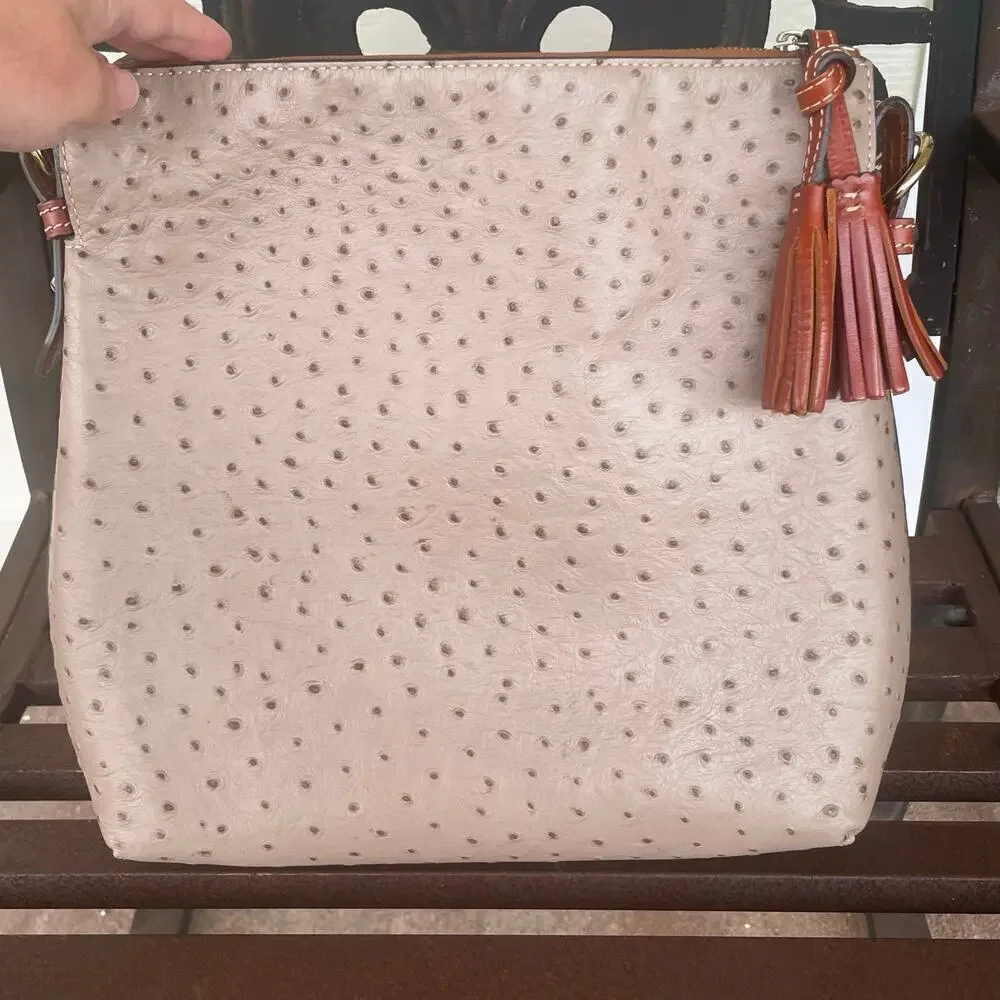 Dooney & Bourke excellent dooney