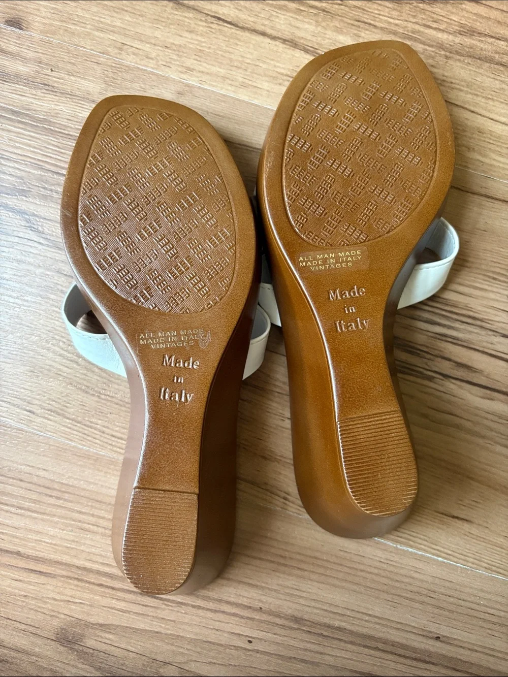 Italian Shoemakers brown appliqués