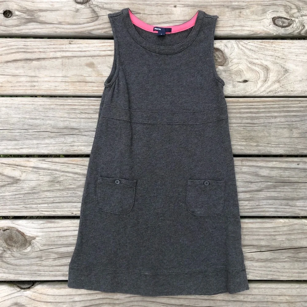 GAP beautiful gray