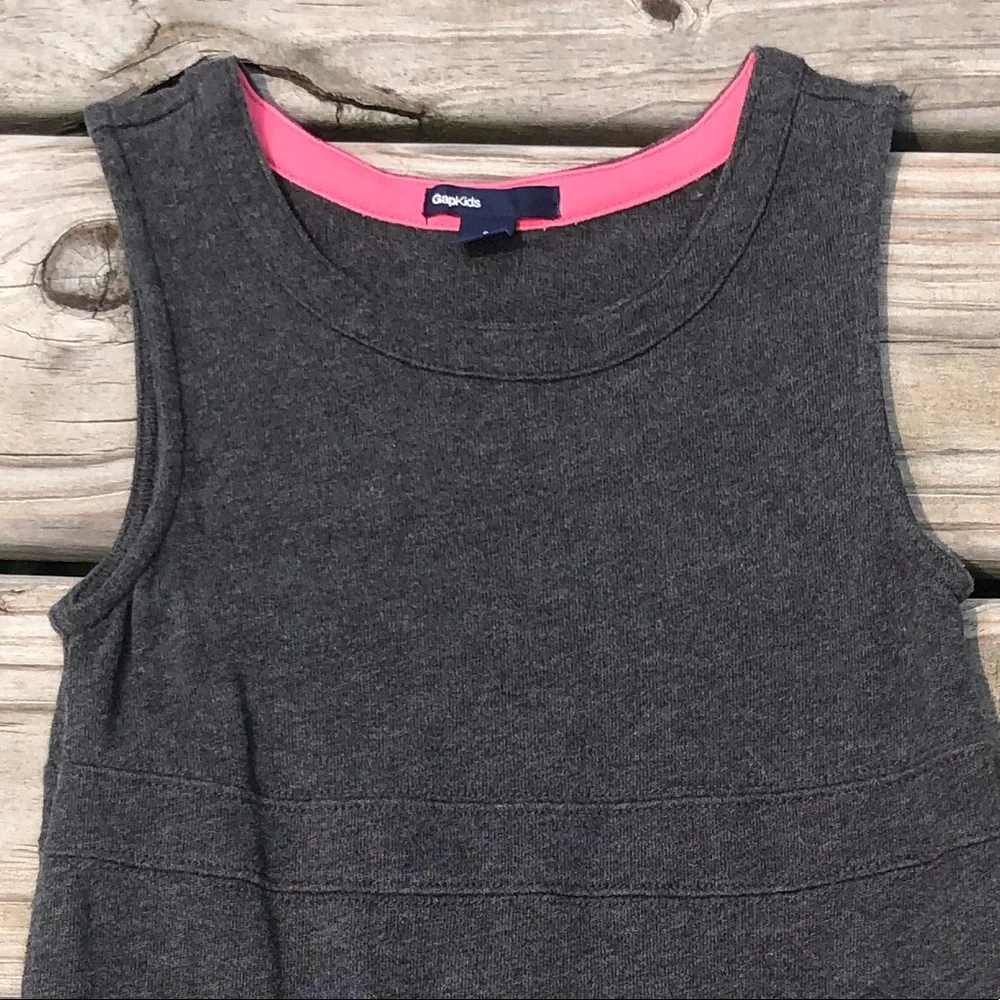 GAP beautiful gray