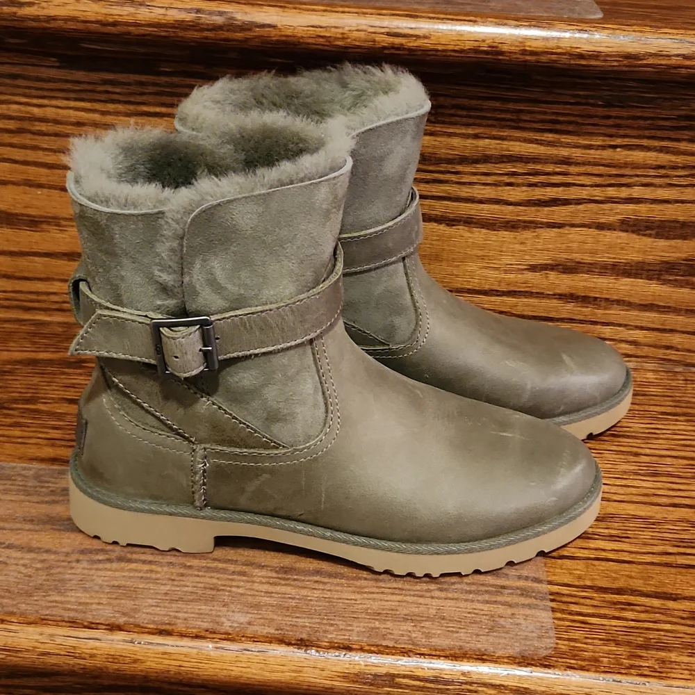 UGG brand new