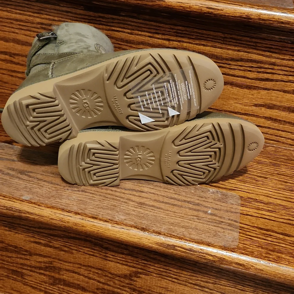 UGG brand new