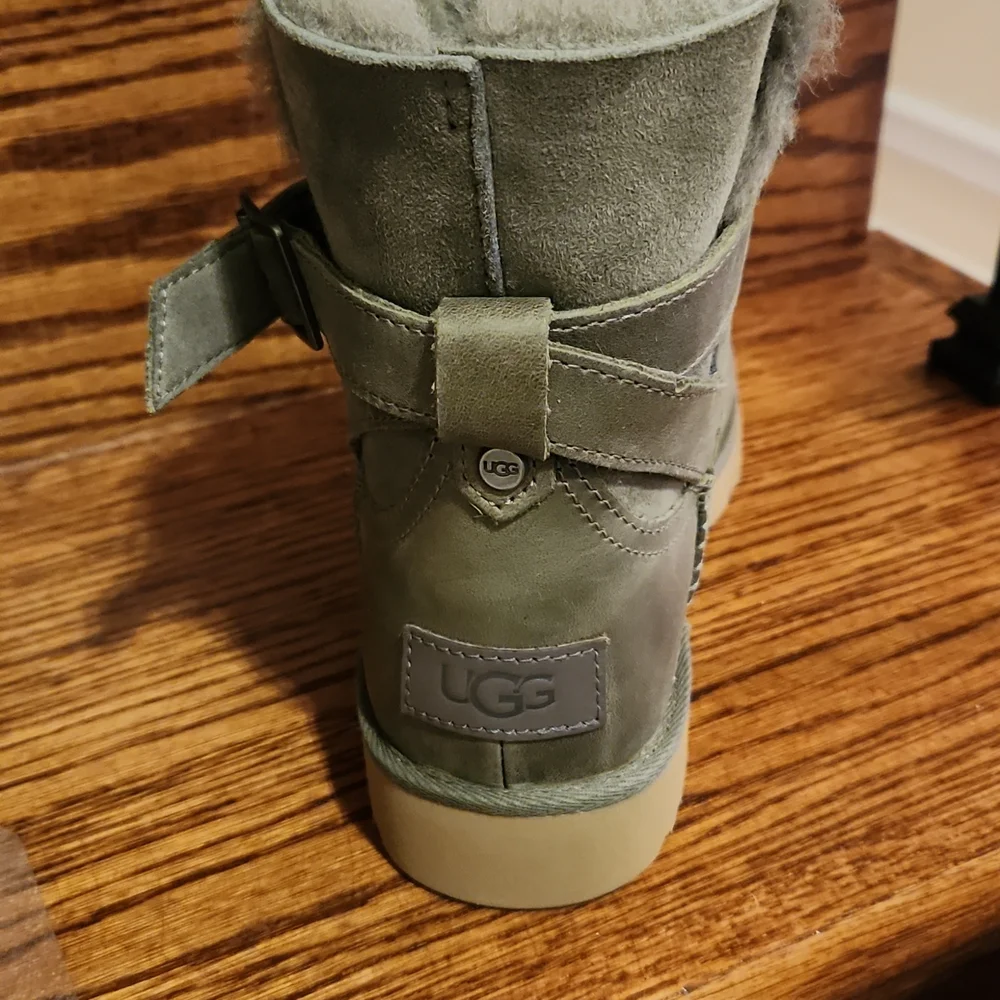 UGG brand new