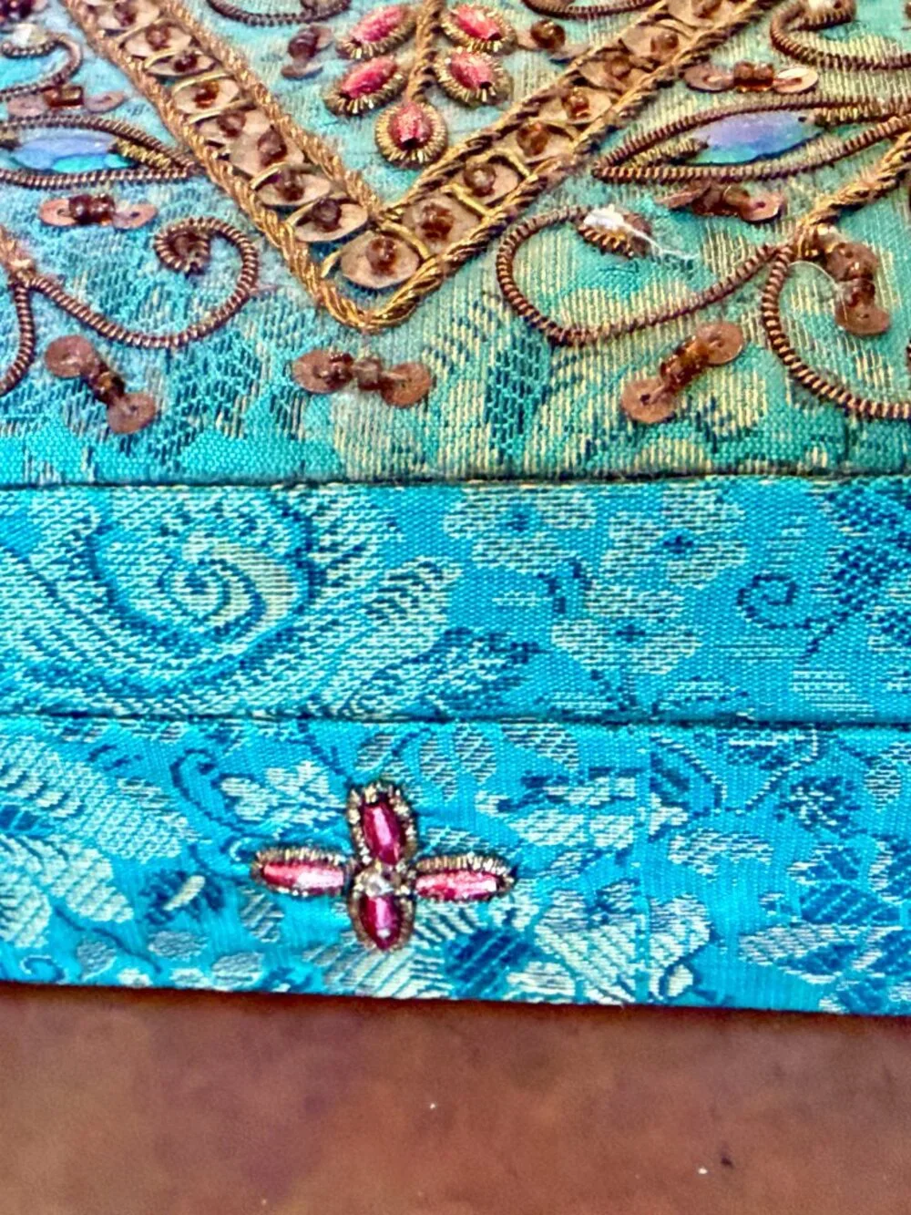N/A decorative turquoise