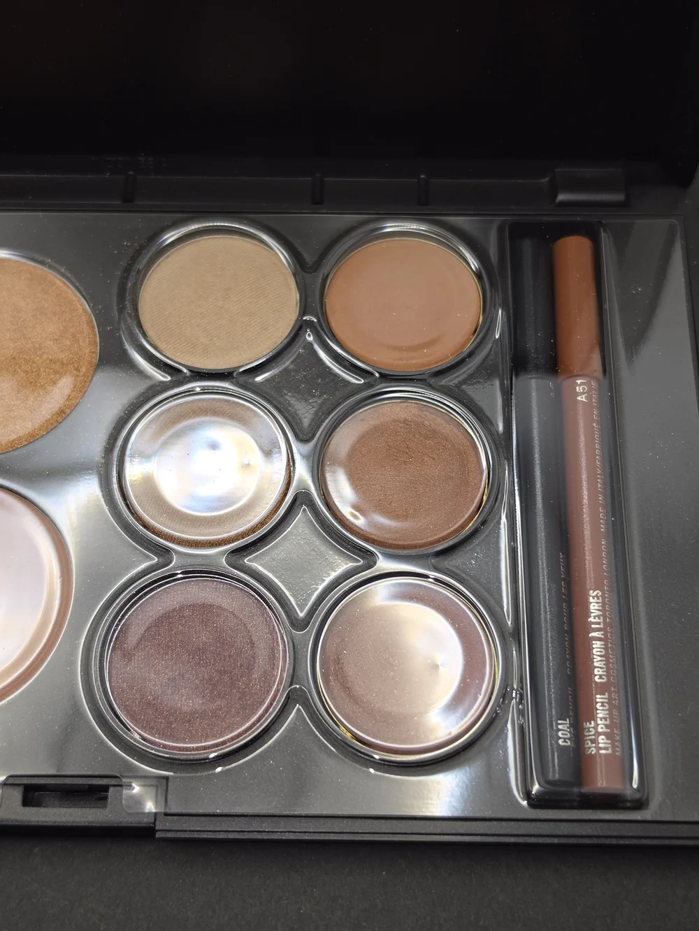 VINTAGE MAC HOLIDAY PALETTE- FACE/LIPS/EYES **SUPER RARE!!**