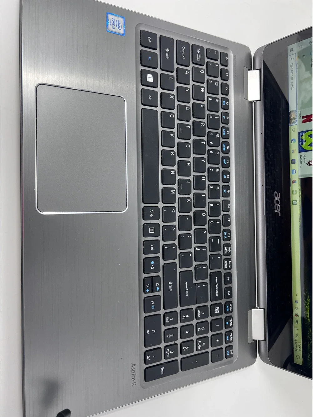 Acer performance featuring