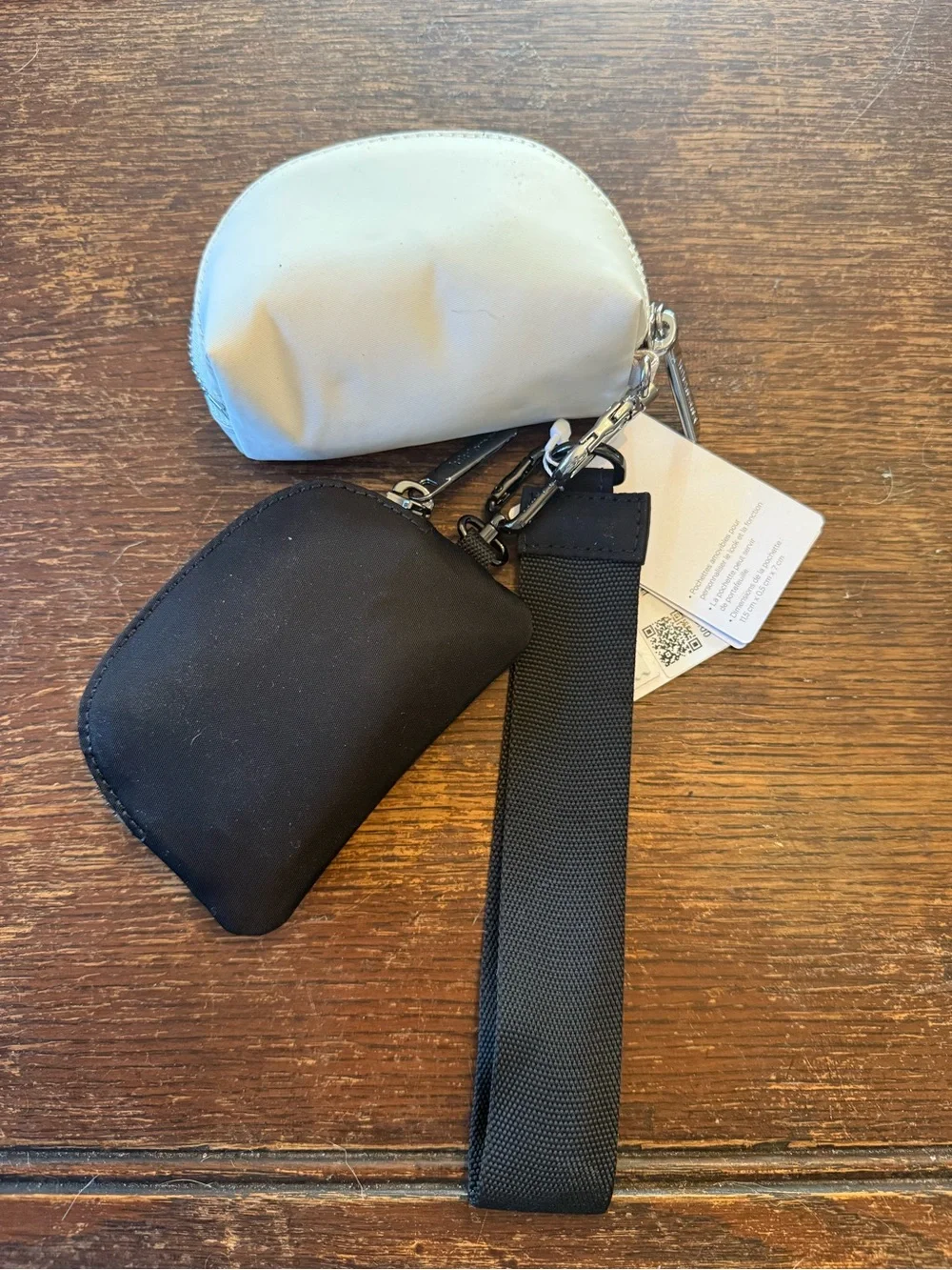 lululemon athletica dual pouch wristlet