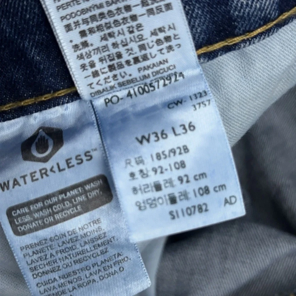 Levis excellent pre