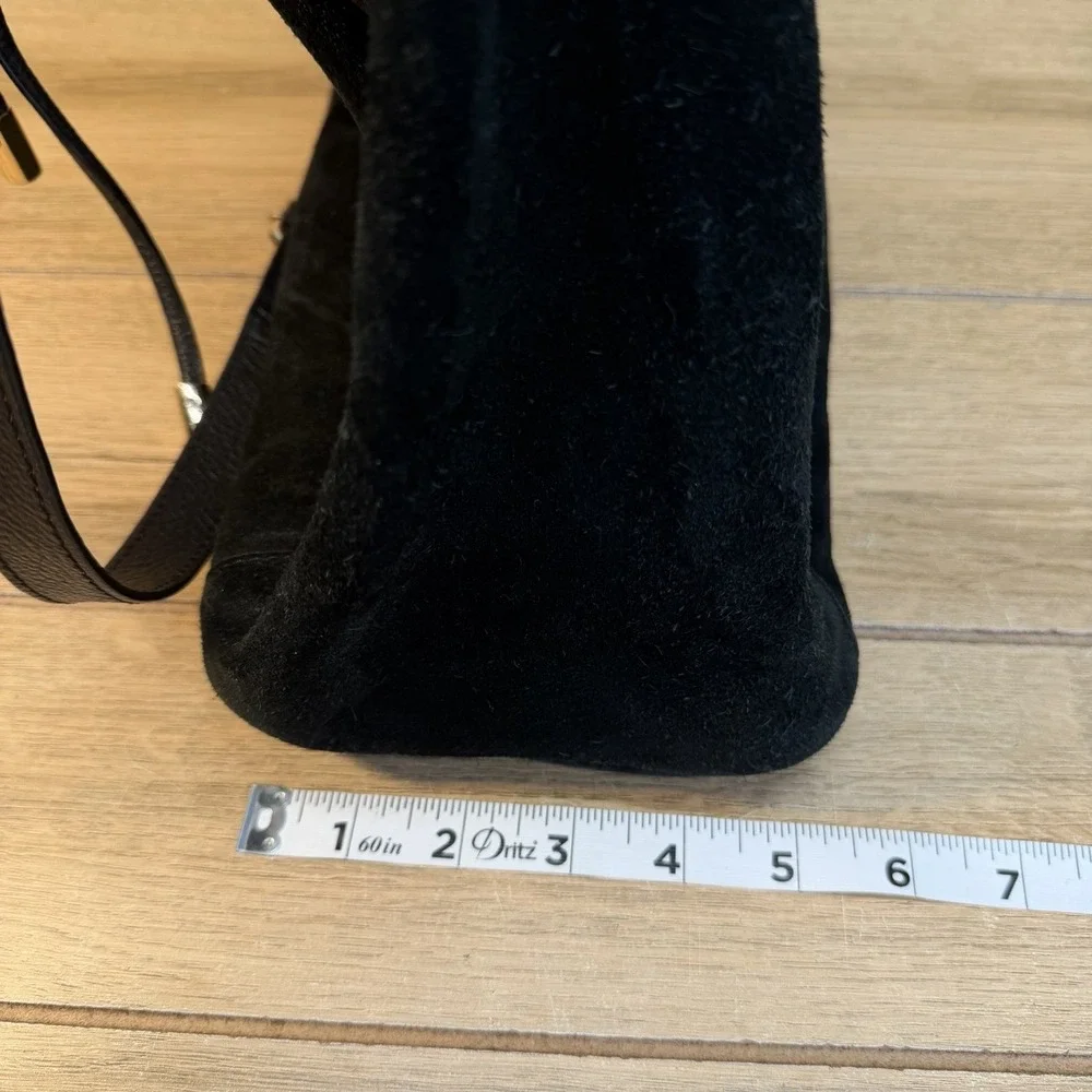 H&M minor staining