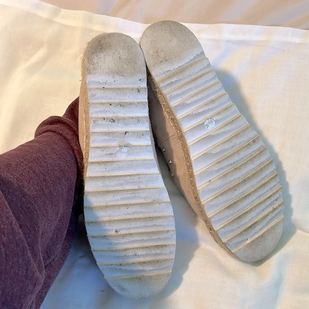 Marc Fisher gently used