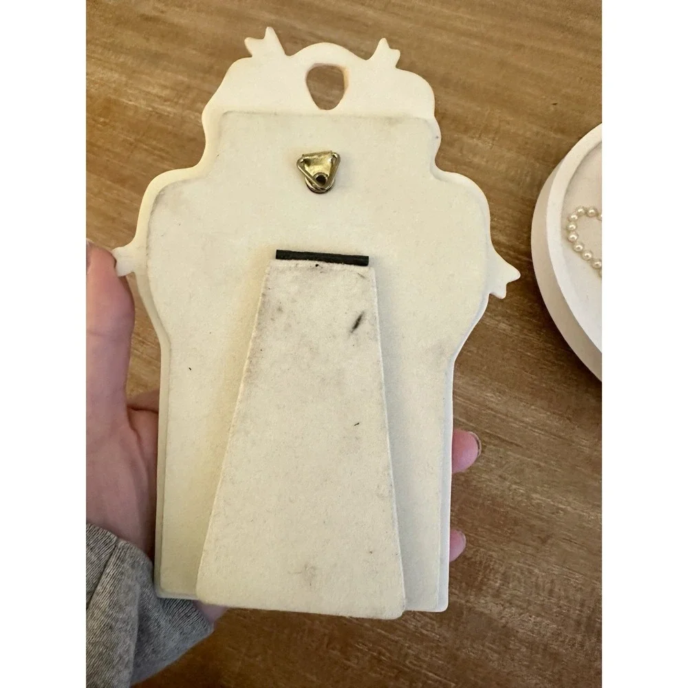 The Unbranded Brand charming vase