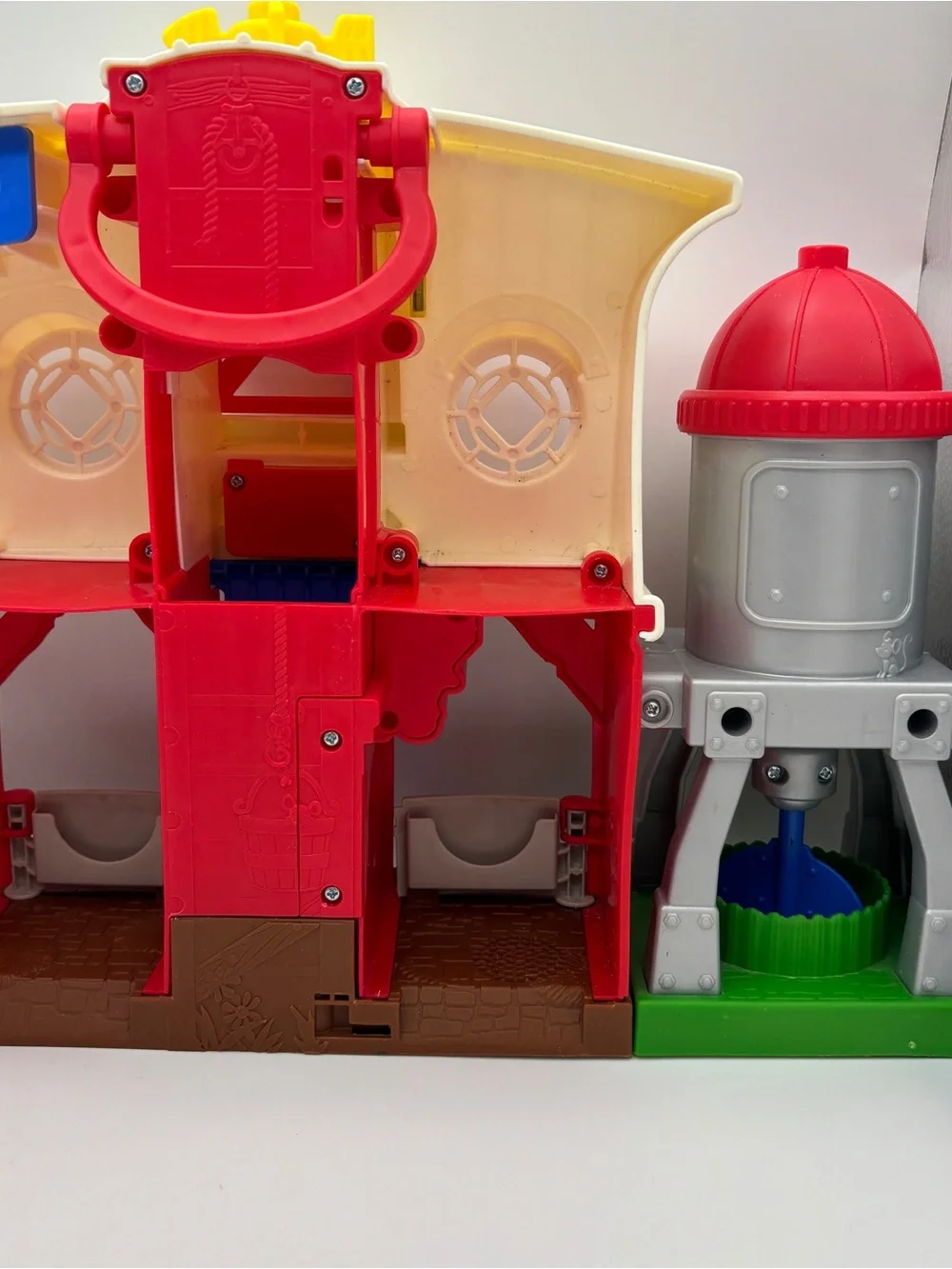 Fisher-Price phrases learning