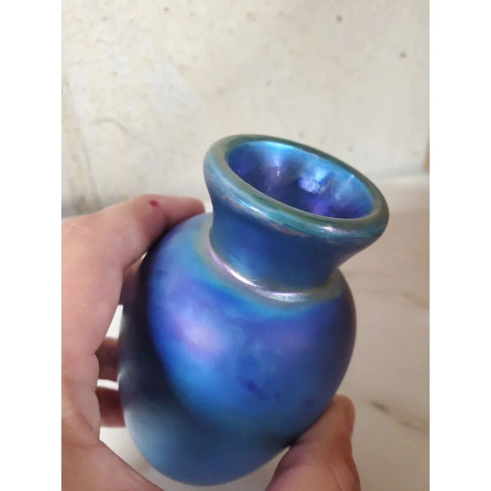 Fenton stunning blue
