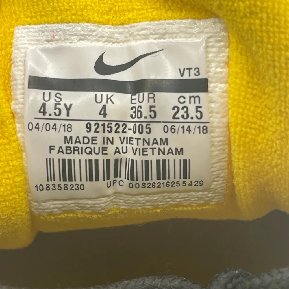 Nike Air Max 97 GS 921522-005 Youth Size 4.5Y Running Shoes Black Yellow Sneaker