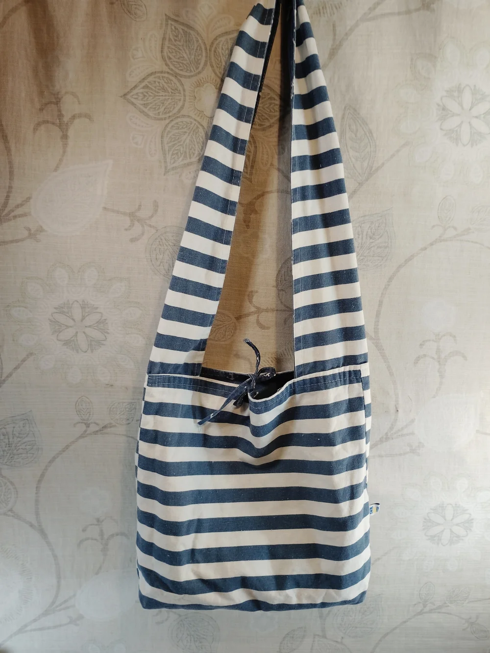 The Unbranded Brand stylish reversible