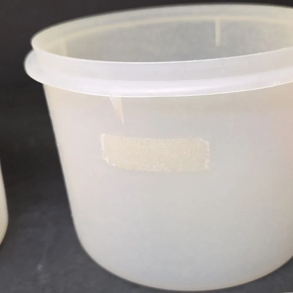 Vintage‎ Tupperware Lot of 4 Round Storage Containers & Lids