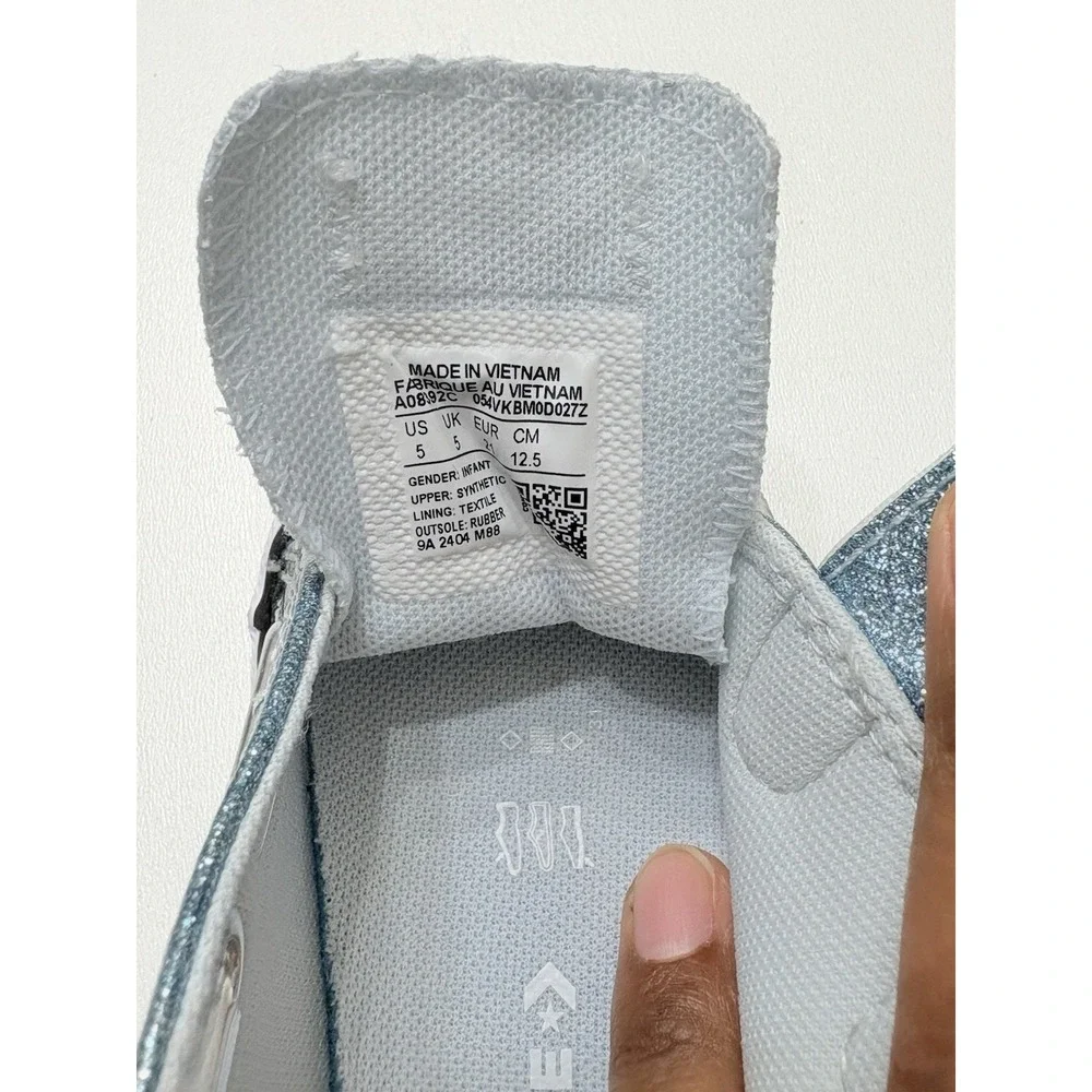 Converse product pair