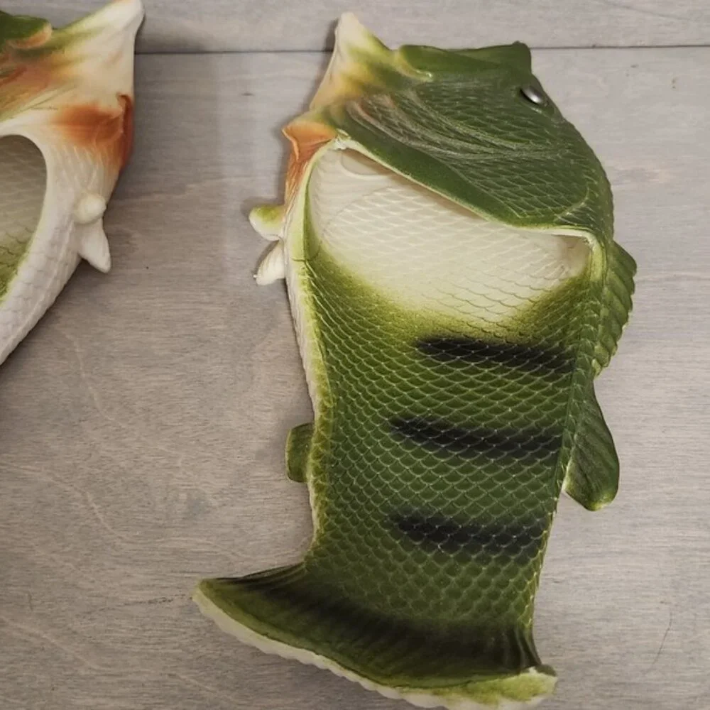 Bass Fish Slippers Sandals Novelty Funny Summer Shoes Quirky Green Size 34/35‎