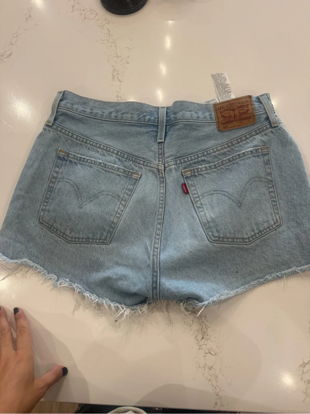 Levis Strauss pairs weather