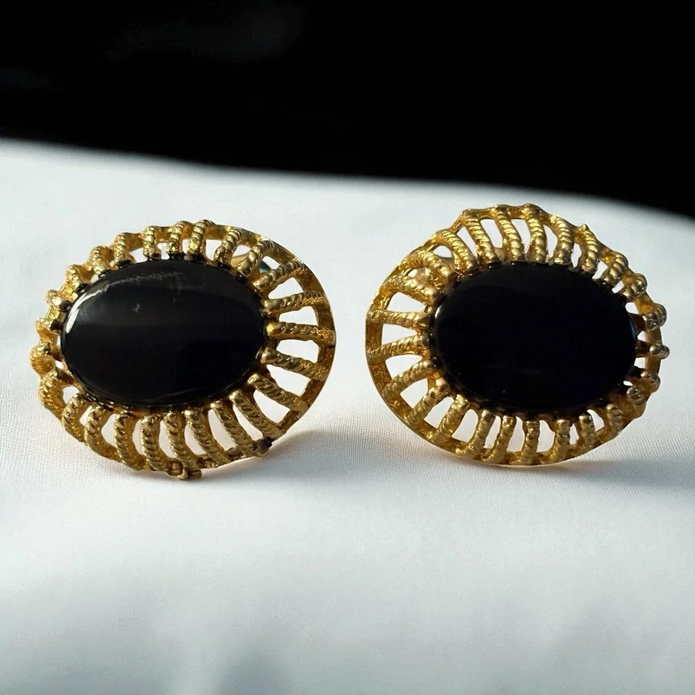 Vintage Destino Cufflinks‎ Black Center Gold Tone Oval Open Work Dome Design MCM