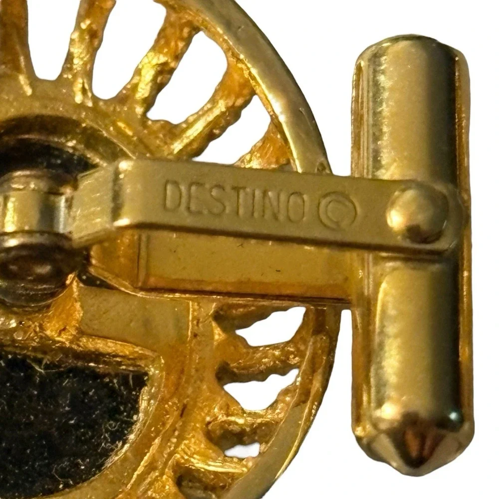 Destino pictured exactly