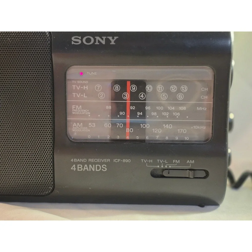 Sony icf 890