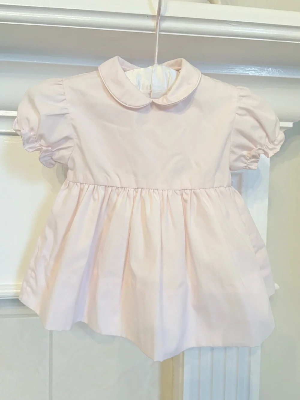 Petit Ami pale rounded