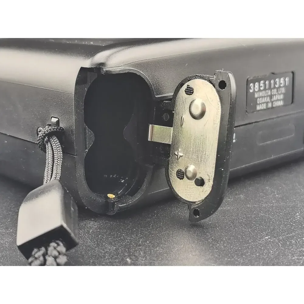 Vintage Minolta F20R 35mm Point & Shoot Camera Tested
