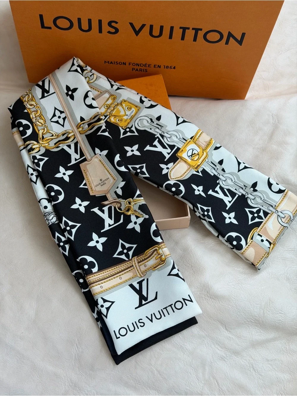 Louis Vuitton slim louis