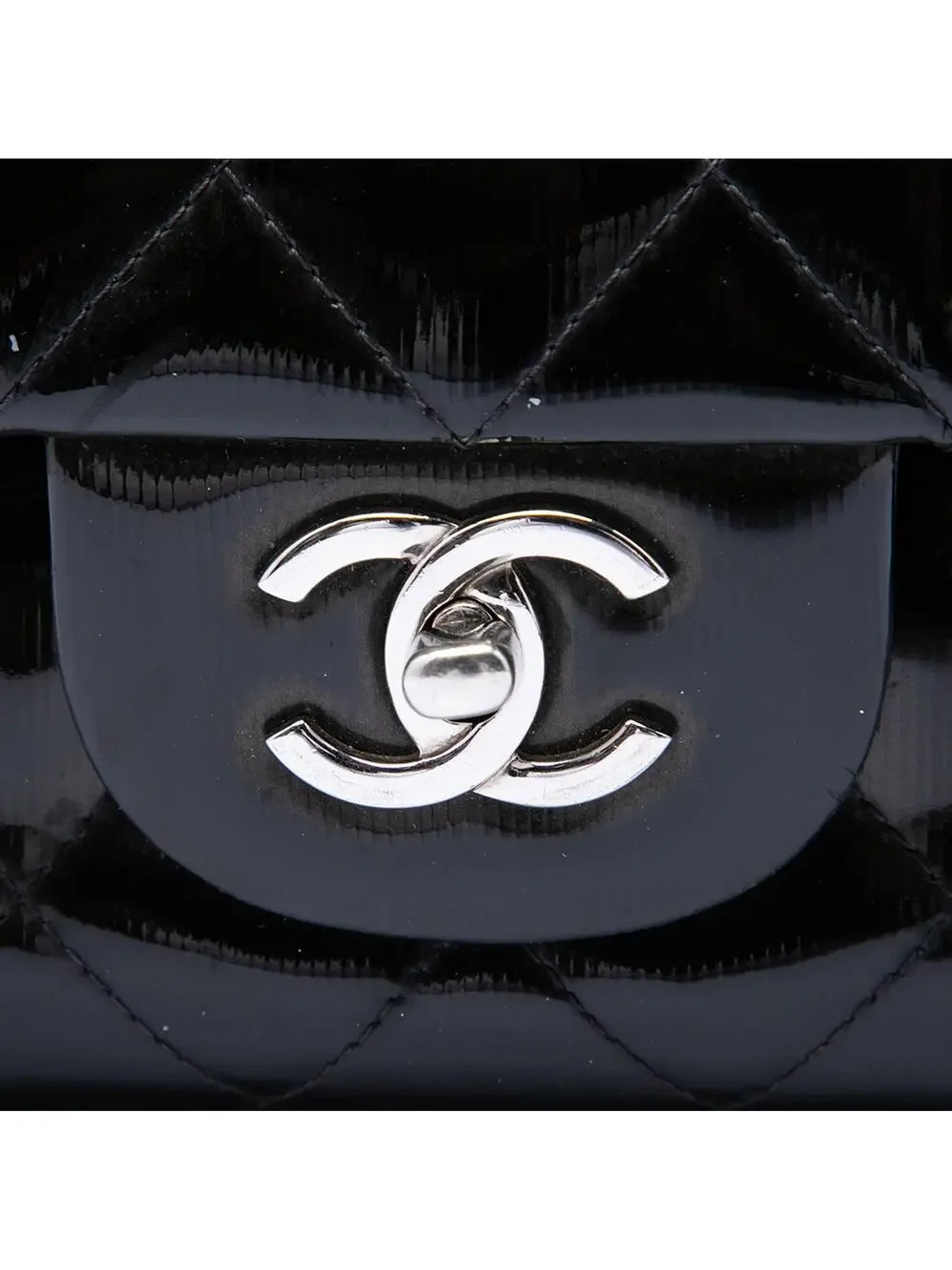 CHANEL elevate your