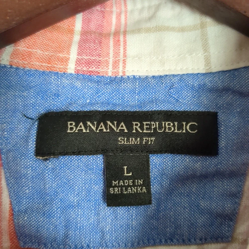 Banana Republic brand banana