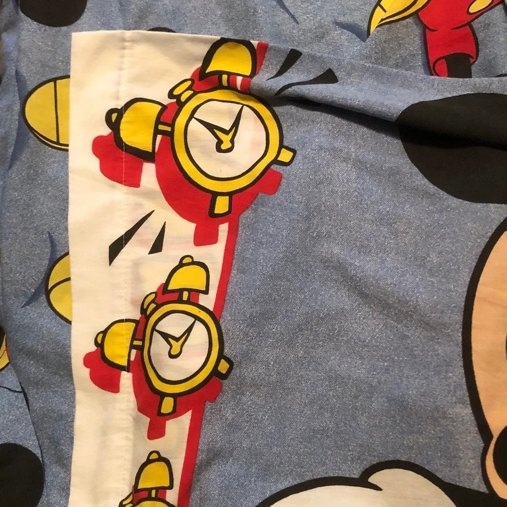 Disney Mickey Mouse Sleep Pattern Sheet - White, Yellow, Red, Blue