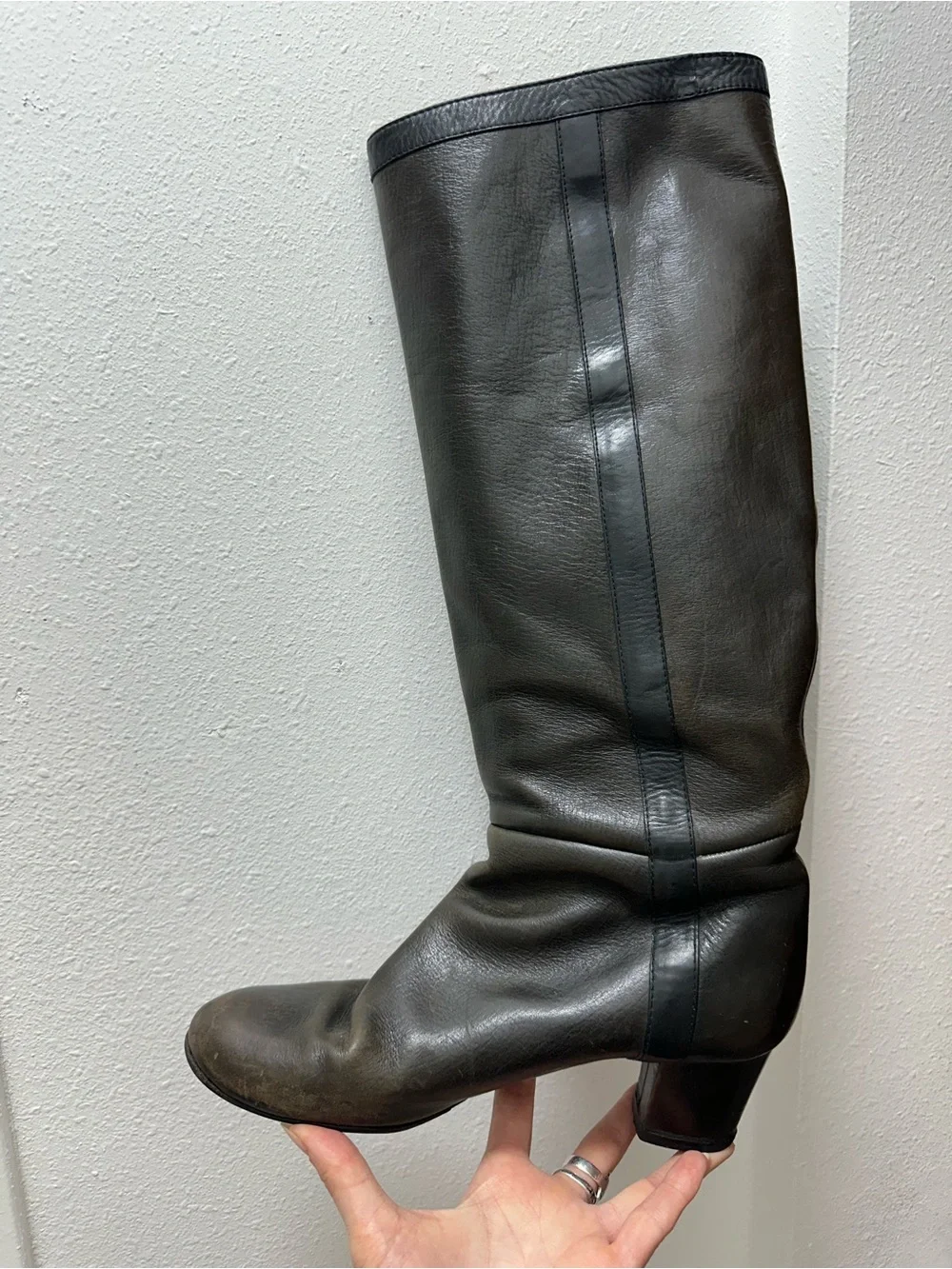 Lanvin vintage sleek