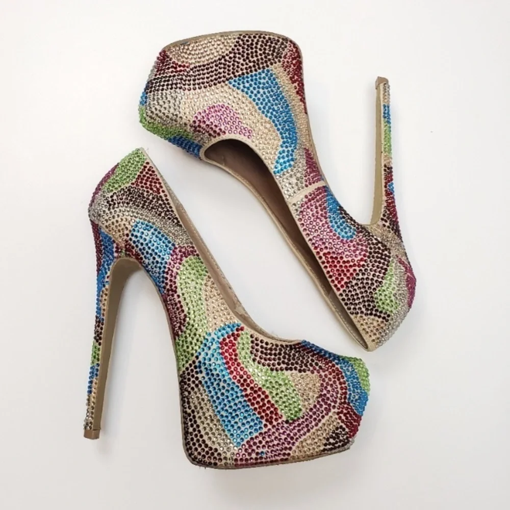 Steve Madden super glamorous
