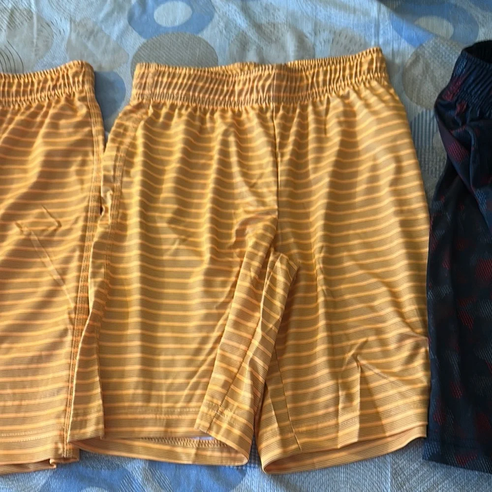 Old Navy red yellow