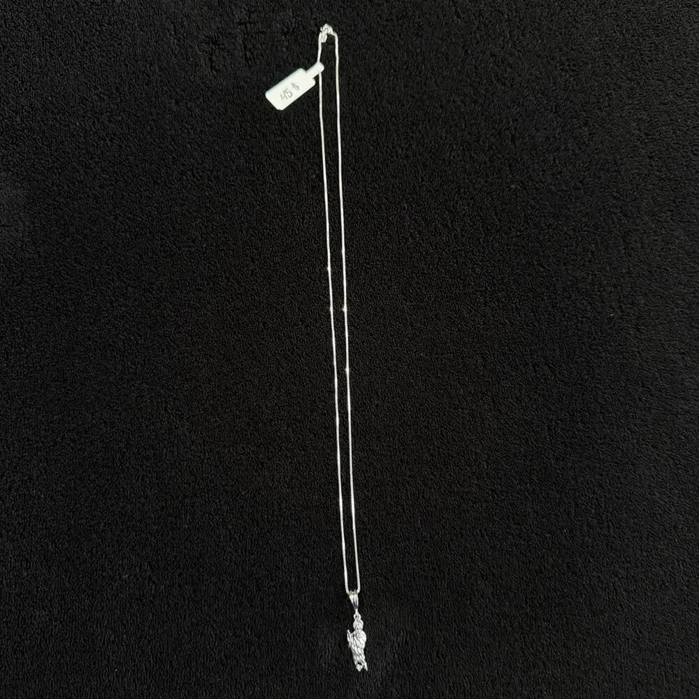 Unbranded sterling silver