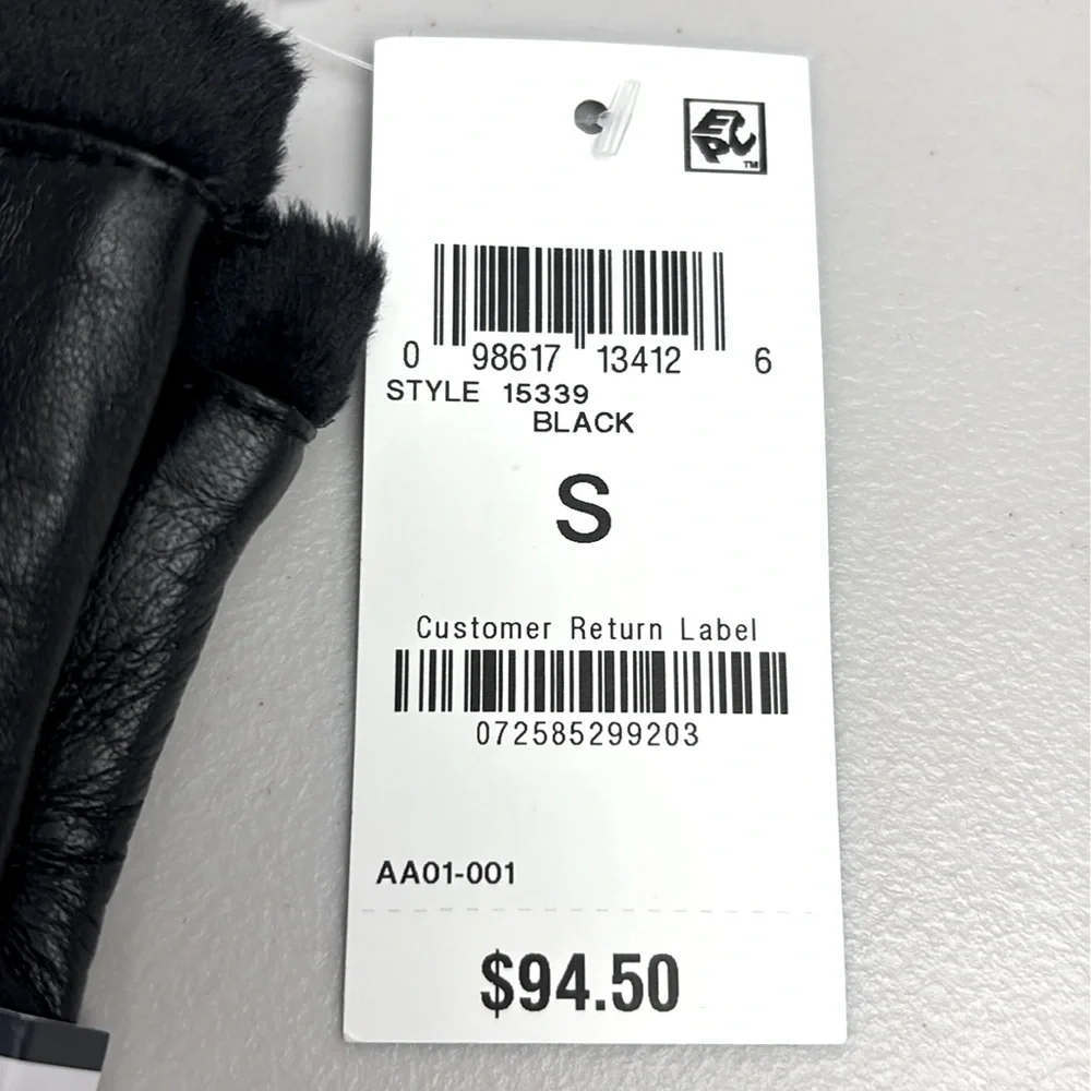 Charter Club feature label
