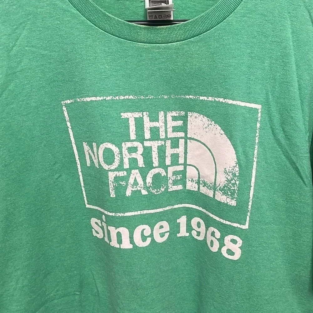 The North Face front used green