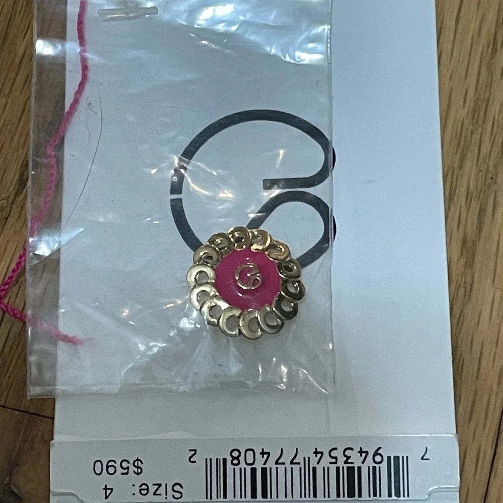 St. John‎ Replacement Button Pink Enamel Gold Scalloped Logo Shank Small Spare