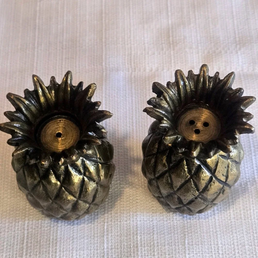 Unbranded vintage brass