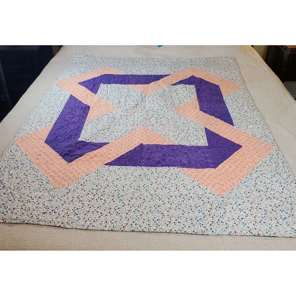 Quilts For Kids Round‎ Rock 46x57 Girls' Floral Lavender Patchwork Machine Quilt