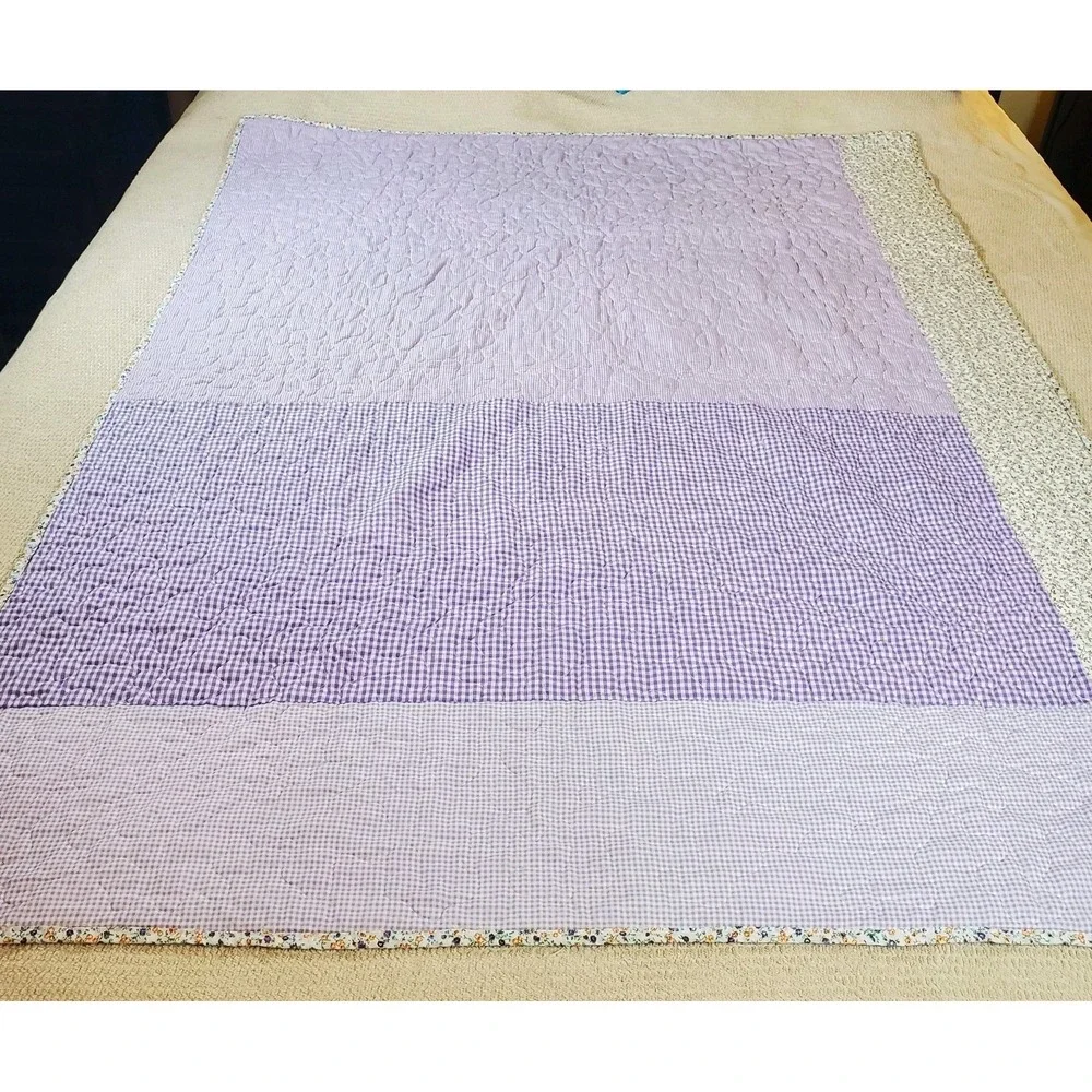 Handmade lightweight quilt